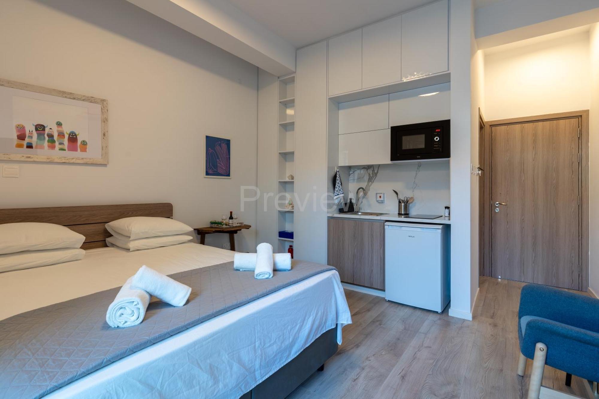 Le Voyageur By The Sea - Furnished Rooms Ларнака Экстерьер фото